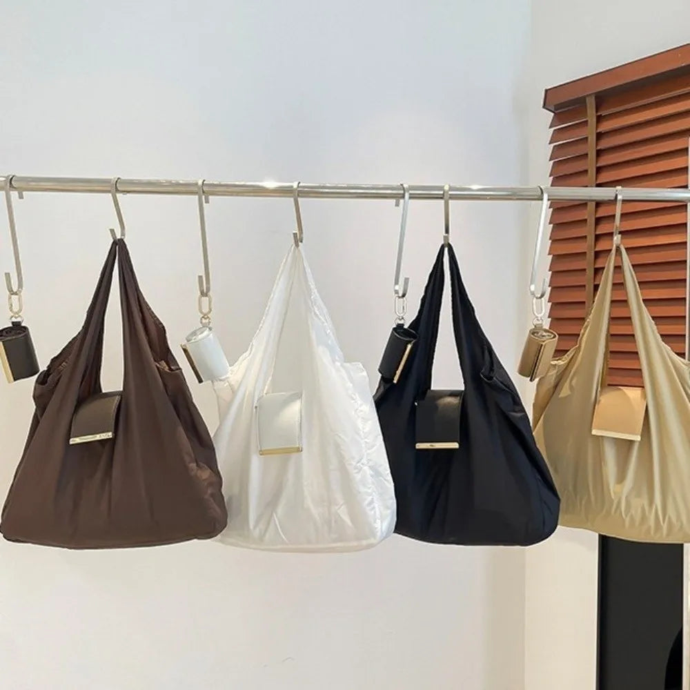 Reusable Mini Keychain Tote Bag Large Capacity Lightweight Foldable Shopping Bag Eco-Friendly Key Ring Expandable Reusable Bag