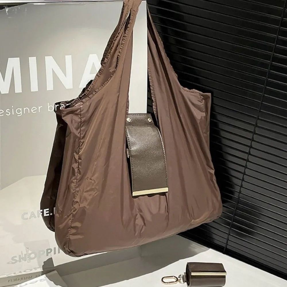 Reusable Mini Keychain Tote Bag Large Capacity Lightweight Foldable Shopping Bag Eco-Friendly Key Ring Expandable Reusable Bag